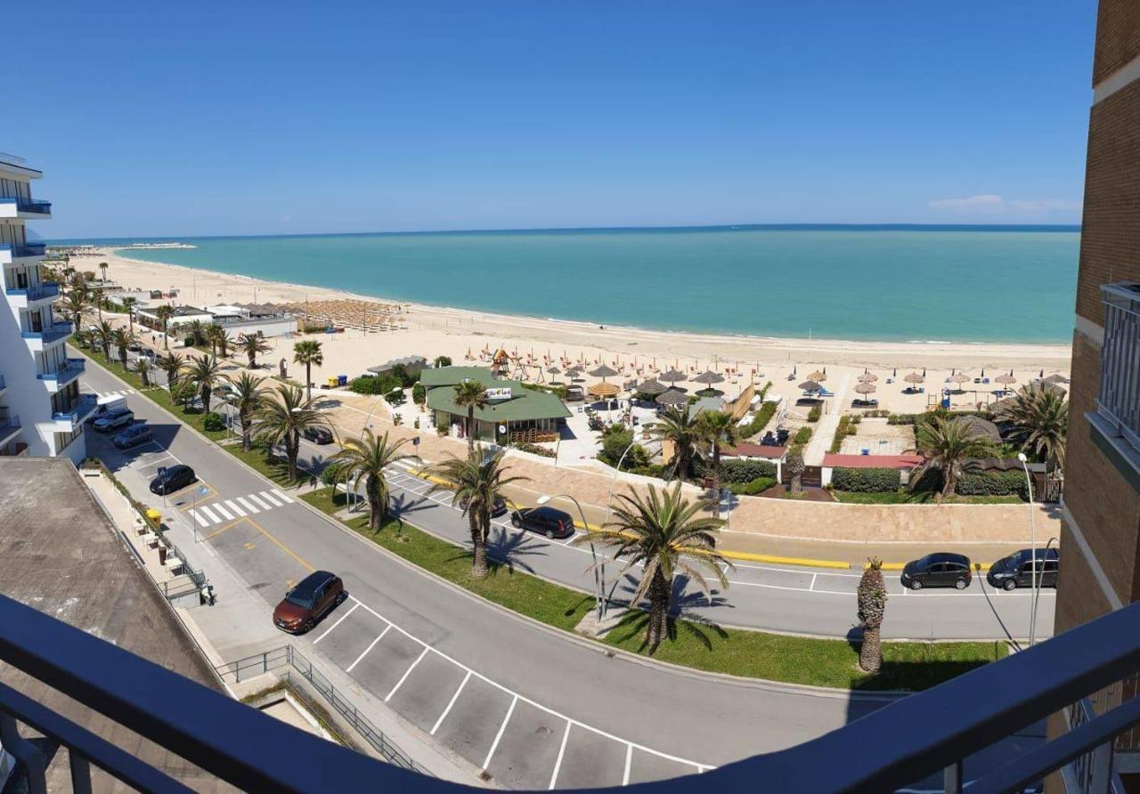 Sky Beach Civitanova Marche Exterior photo